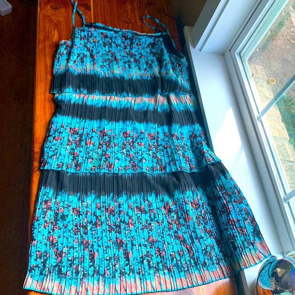 Essentials by midland spaghetti strap flows dress 100% poly